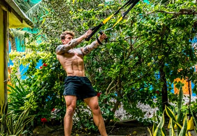 I Use My Mind-Muscle Connection To Build Muscle With A TRX Suspension Trainer